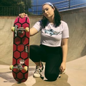 Cute cropped car tee